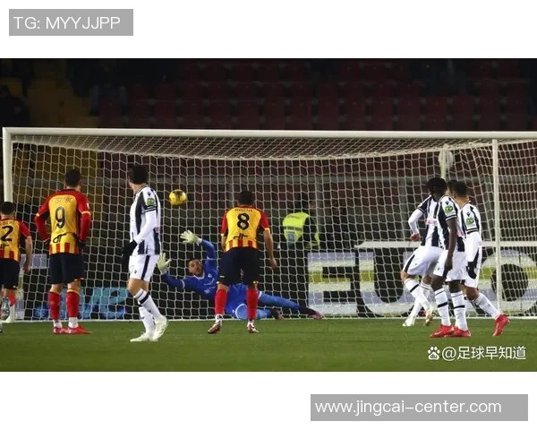 友谊赛惊现平局本菲卡与多特蒙德争议判罚引发全场热议