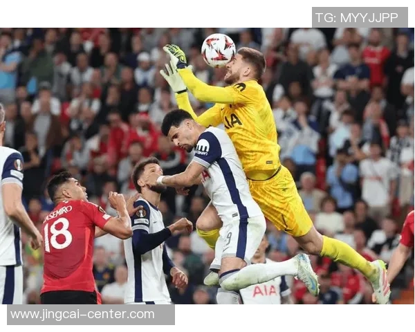 西甲激战波尔图与巴黎圣日耳曼平局红牌事件引发全场热议与转会猜想