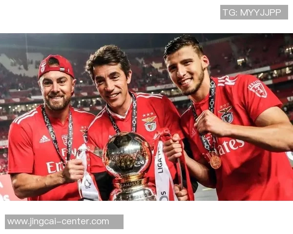 国王杯精彩对决里昂逆转本菲卡引发转会市场热议